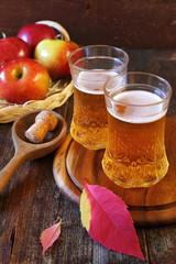 Apple Cider and red apples