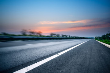 Naklejka premium Empty highway