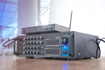 Obraz premium Karaoke Mixing Amplifier amd receiver