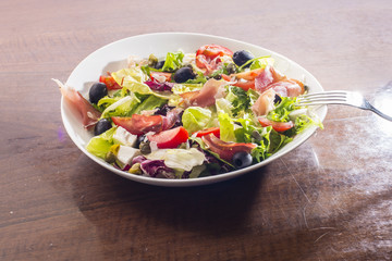 Salad with parma ham