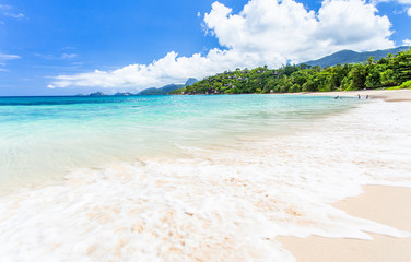  plage paradisiaque des Seychelles 