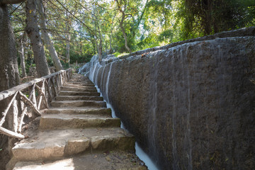 Cascada en el Monasterio de Piedra, Zaragoza (España)