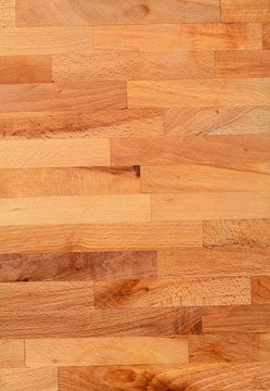 The table, the wood and the parquet