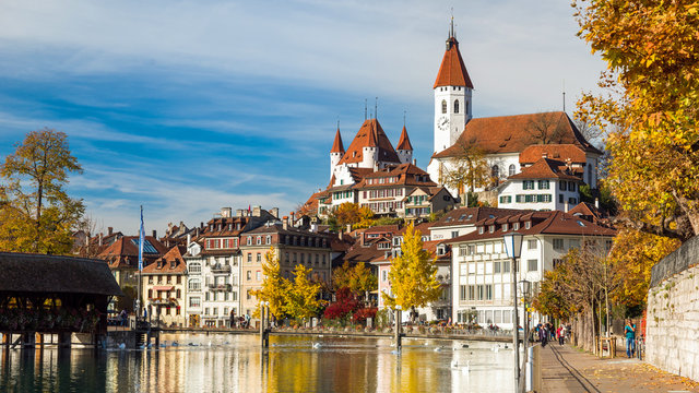 Thun im Herbst, Schweiz