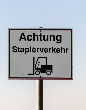 Achtung Stapler