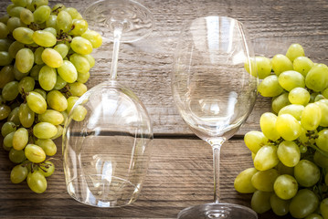 White wine with bunch of grape