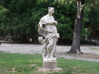 Obraz premium Statue in Modena