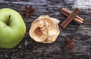 Dehydrated dry apples