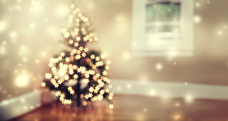 Star shaped lights on Christmas tree