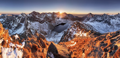 Mountain panorama at winter fall in Slovakia Tatras - obrazy, fototapety, plakaty