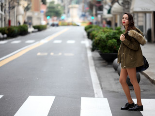 Portrait of beautyful girl in urban background