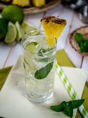 Pineapple mojito