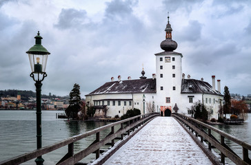 Fototapeta na wymiar Church on a lake island in Gmunden near Salzburg, Austria