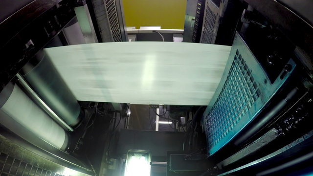 Printing press printing newspapers, LOOP