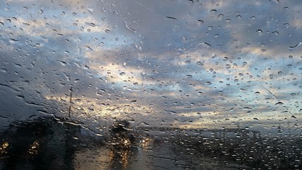 Дождливый вечер