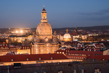 Naklejka premium Frauenkirche in Dresden im Abendlicht 