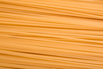 texture of raw macaroni shpagetti