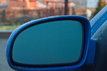 side mirror in the frosty rime