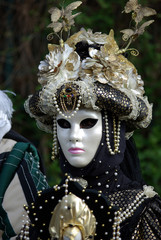 Fototapeta na wymiar Masque du carnaval de Venise