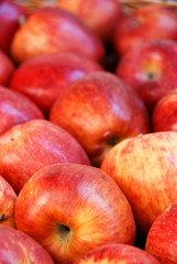Fototapeta na wymiar Red apples on a farmers market