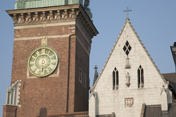Fototapeta na wymiar Tower of Wawel Hill Cathdral, Krakow