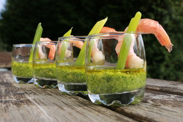 garnelen mit pesto im glas