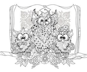 Old Owl  on tree branch with small owls.