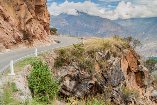 Mountain road between Balsas and Leimebamba, Peru.