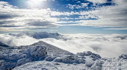 Crédence de cuisine en verre imprimé Hiver Heavenly Clouds above White Mountains in New Hampshire