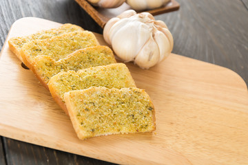 crispy bread garlic