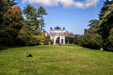 Fototapeta na wymiar Milan Arch of Peace