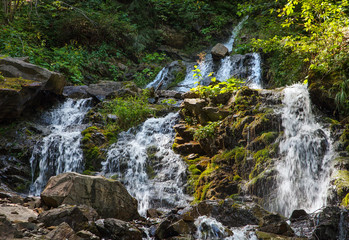 Fototapeta na wymiar mountains Waterfall 