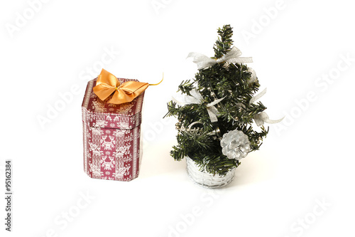 &quot;Christmas treee and gift&quot; Stock photo and royalty-free images on Fotolia.com - Pic 95162384