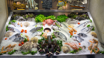 Sea food restaurant - obrazy, fototapety, plakaty
