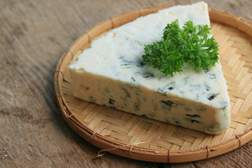 blue cheese with parsley