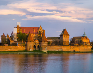 Fototapeta premium Teutonic Castle in Malbork (Marienburg) in Pomerania (Poland) 