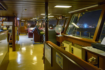 Wheelhouse in modern ship © Igor Groshev