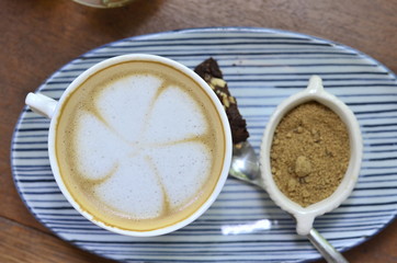 hand hold coffee cup