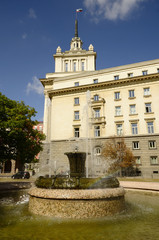 Obraz premium Sofia, Bulgaria - fountain in front of the forme comunist party building named 