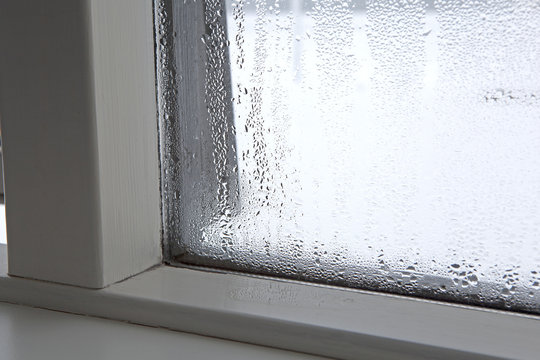 Humidity at a window