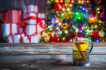 Tasty and sweet tea and gingerbread cookies