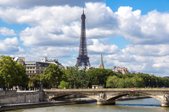 Seine and Eiffel tower in Paris