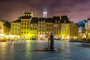 Naklejka premium Old town sqare in Warsaw
