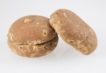 Panela de caña de azúcar.