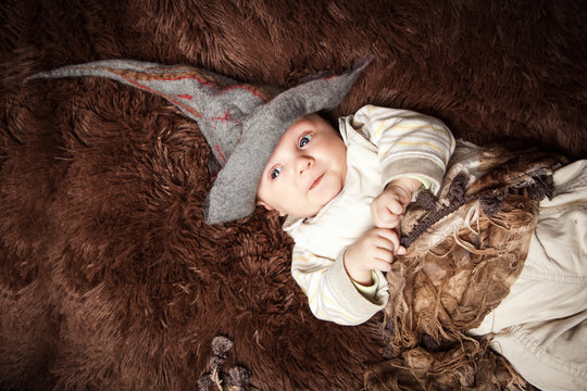 ein Zwerg l&auml;chelt