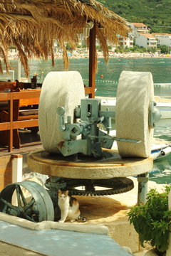 Exhibit Igrane waterfront