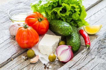 Greek salad ingredients