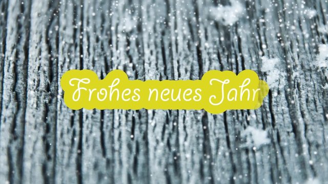Frohes neues Jahr - verschneiter Baum