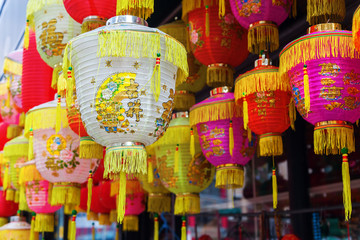 chinesische Lampen in einem Laden in Chinatown, New York City
