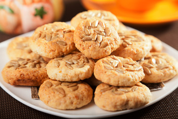 Cookies with sunflower seeds